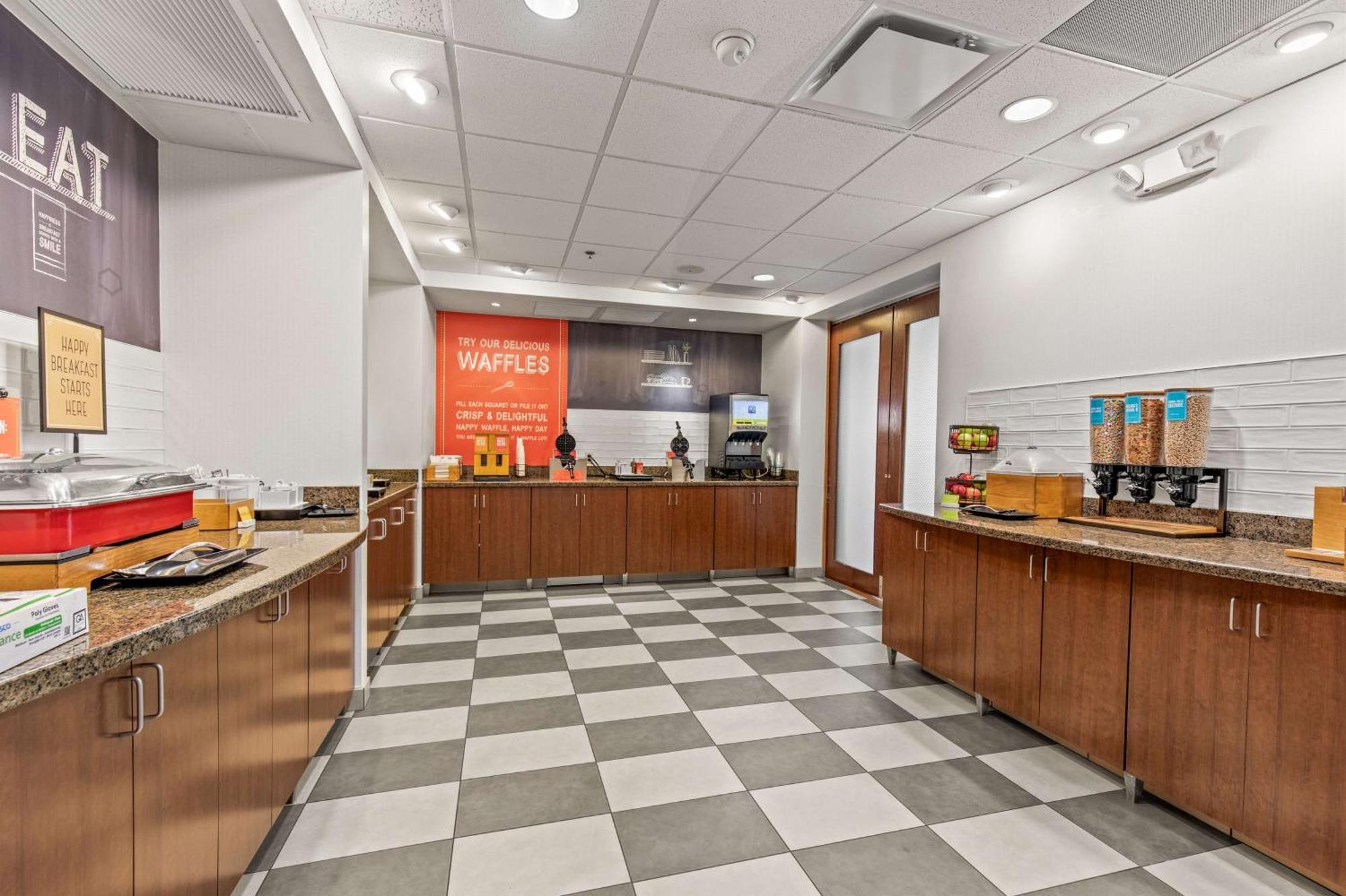 Hampton Inn Denver Northeast-Brighton Exterior foto